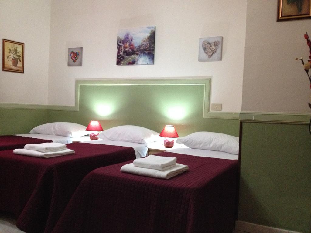 Rome Rainbow Guest House الغرفة الصورة