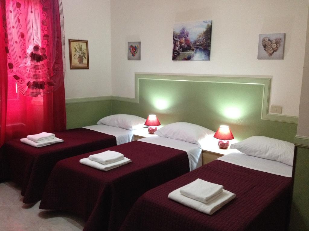 Rome Rainbow Guest House الغرفة الصورة