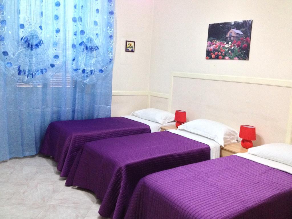 Rome Rainbow Guest House الغرفة الصورة